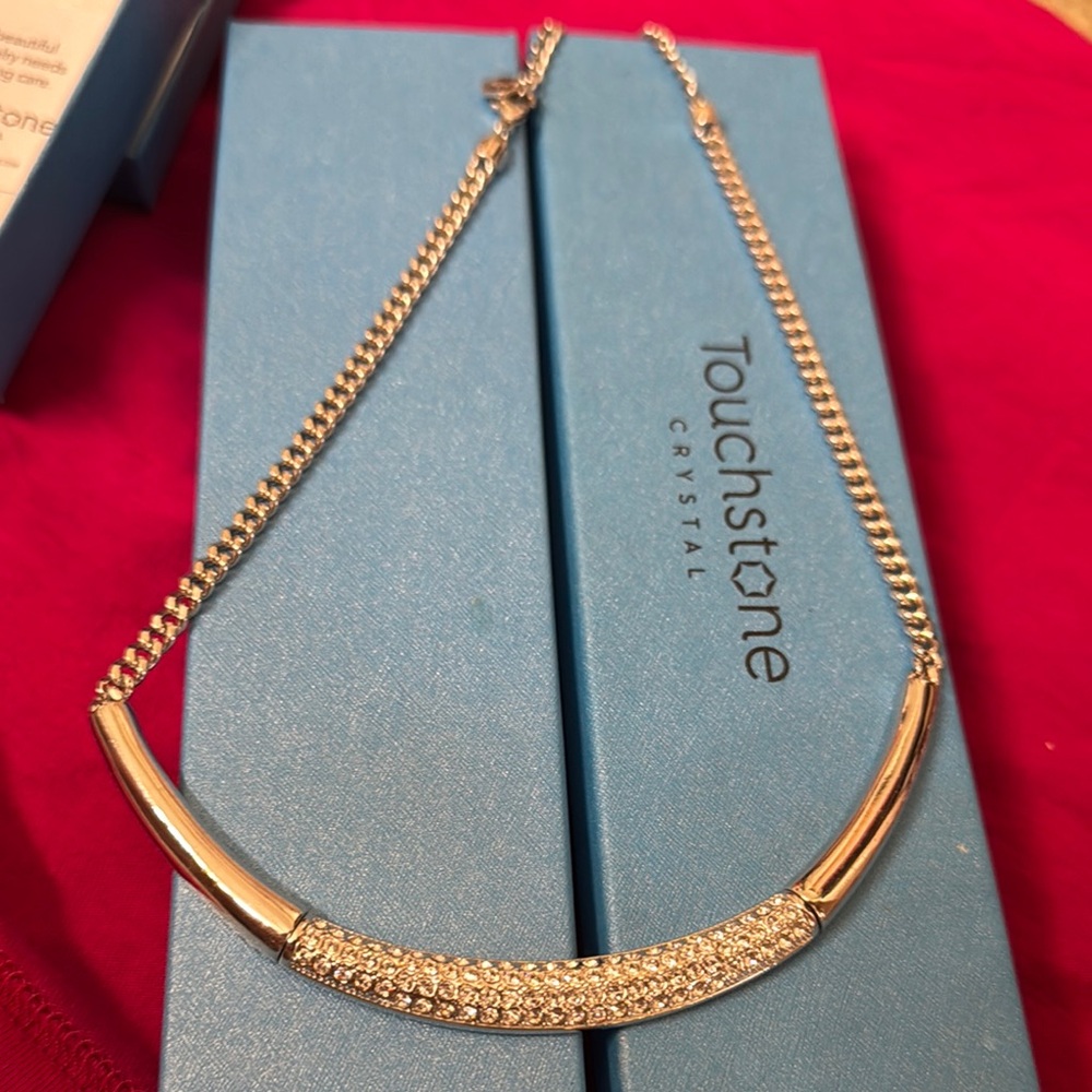 Touchstone Crystal Silver Curb Link Necklace